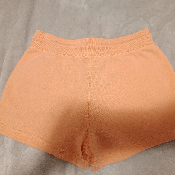 😳SALE 💯 Roots Women's Peach Athletic Shorts - Picture 3 of 3
